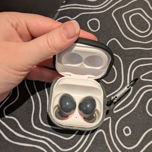 Wireless Earbuds with Charging Case
